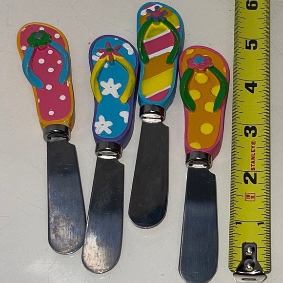 Other - Tropical Flip flop Spreaders -Set of 4